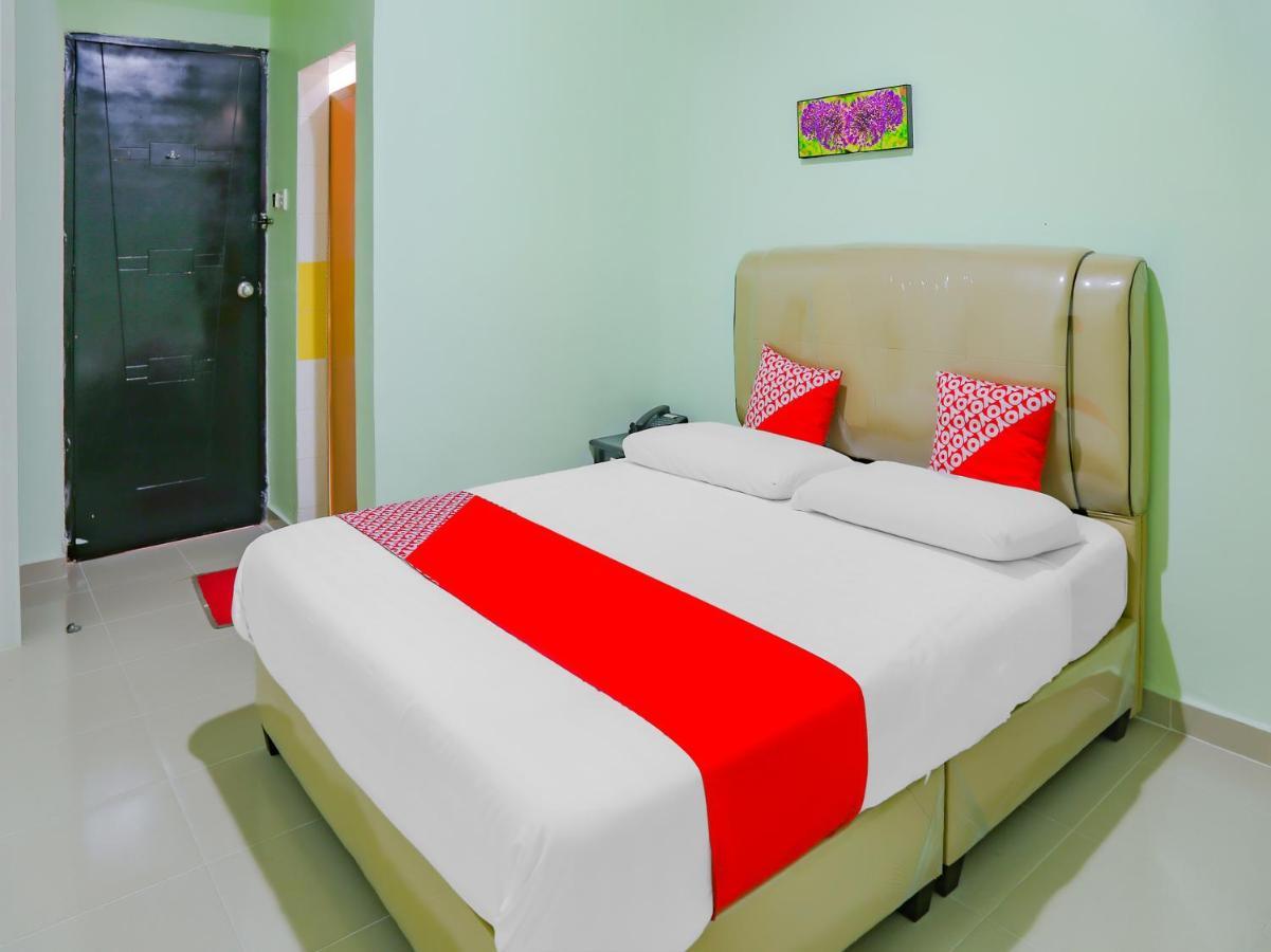 Oyo 90269 Hotel Indorasa 2 Jodoh  外观 照片
