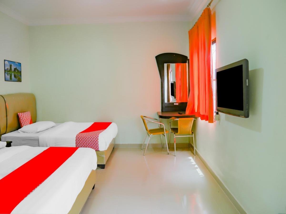 Oyo 90269 Hotel Indorasa 2 Jodoh  外观 照片